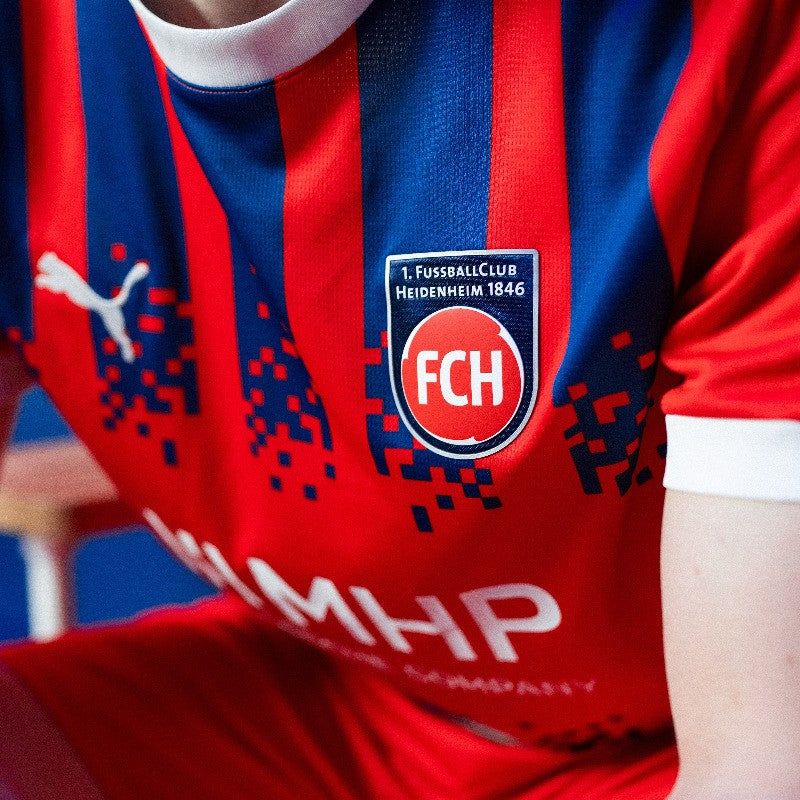 tenue-officielle-fc-heidenheim-maillot-de-football-domicile-nouvelle-collection equipamento oficial FC Heidenheim camisola de futebol principal nova coleção