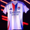 tenue-officielle-ol-domicile-nouveau-maillot-supporter-rouge-et-bleu tenue officielle ol domicile nouveau maillot supporter rouge et bleu