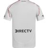 tenue-officielle-river-plate-a-domicile-nouvelle-collection Equipamento oficial River Plate principal nova coleção