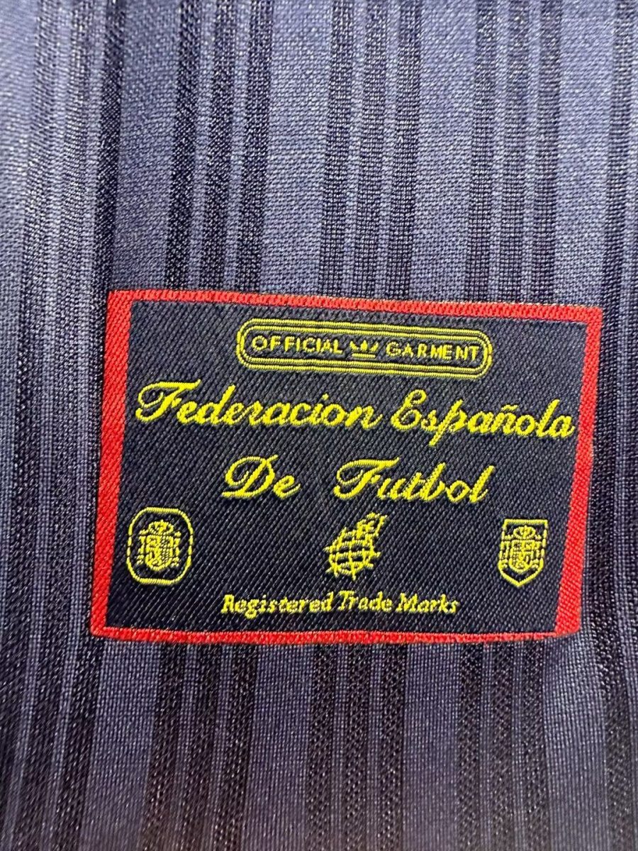 camisola futebol Espanha alternativa época Euro noventa e seis
