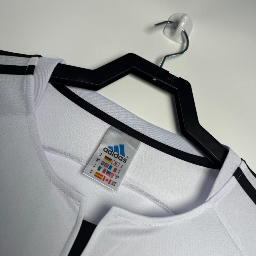 tunique-officielle-real-madrid-a-domicile-edition-2003-2004 Túnica oficial Real Madrid principal edição 2003 2004