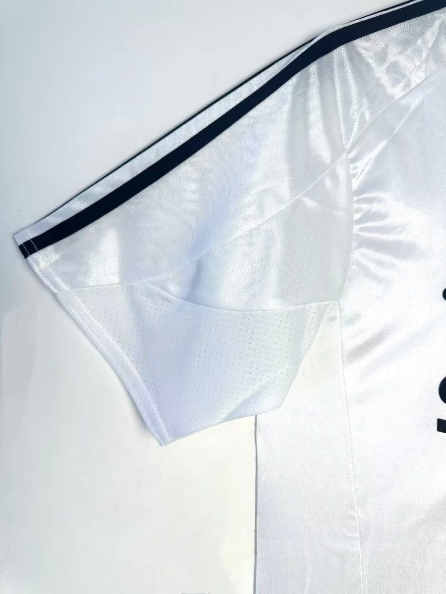Túnica oficial Real Madrid branca equipamento de jogo principal