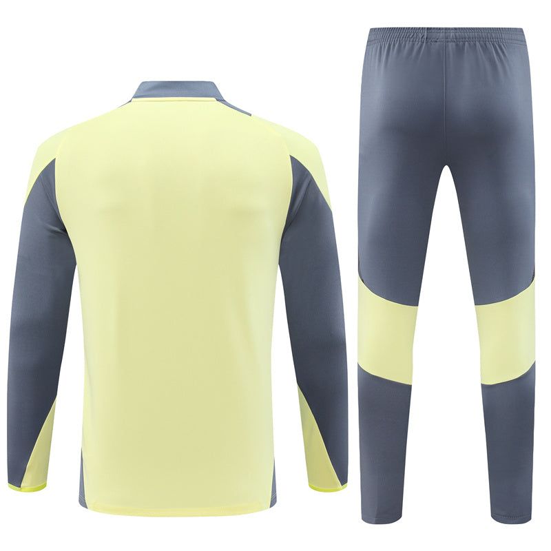 veste-de-survetement-ajax-avec-pantalon-assorti-tenue-sportive Casaco de fato de treino Ajax com calças combinadas tenue desportiva