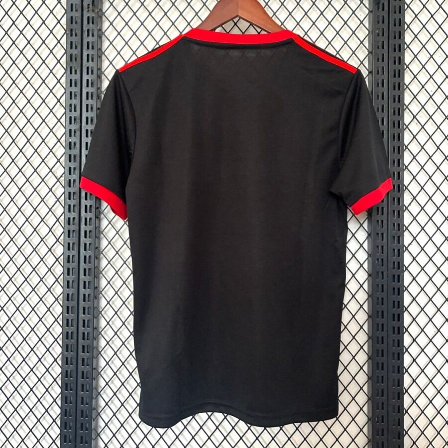 Camisola Japão Principal 25/26 Edição Anime Especial