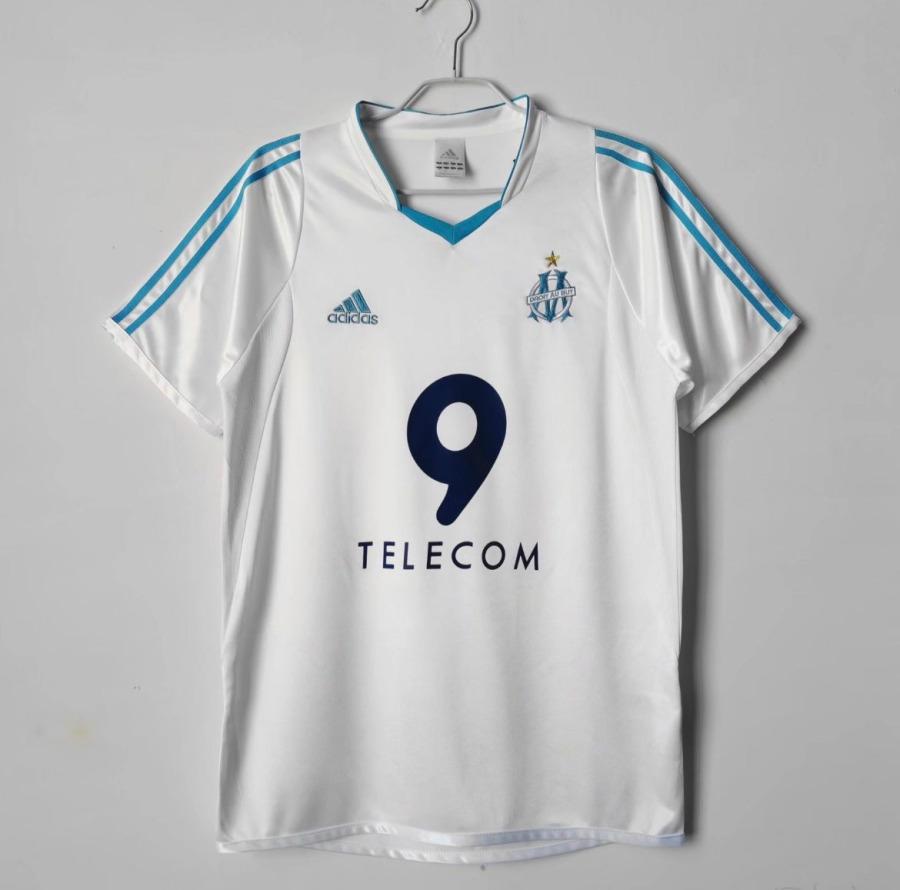 19C4BE3F-B433-4359-8F5B-B262F8E02FF6.jpg Camisola OM Principal 2002/03