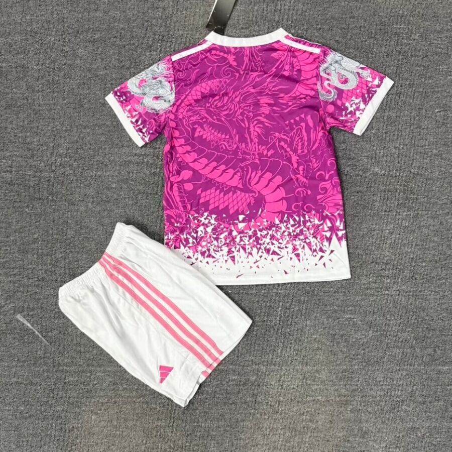 Camisola Real Madrid 25/26 Criança Rosa Edição Especial