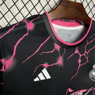 Camisola Real Madrid Preta Rosa Pantera 2024/25