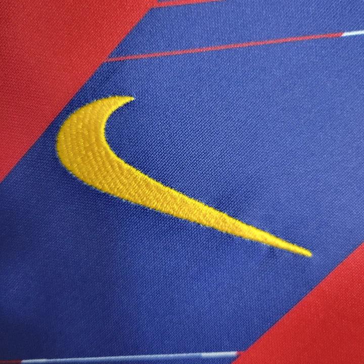 281acb6ca63eacb3d9c2f56b27b47b08.jpg Camisola de Treino Barcelona FC 2023-2024