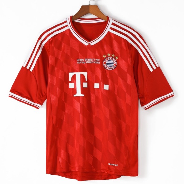 Camisola Bayern Munique Principal 2013-2014 Retro