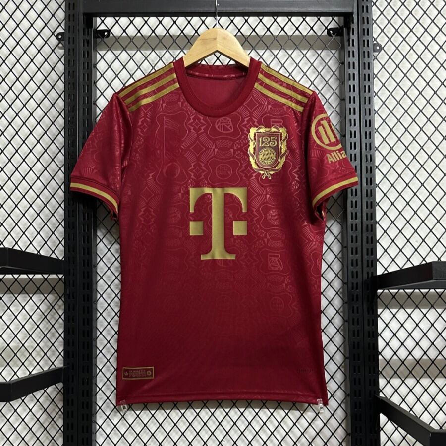 3c49b333102ab8947fc69c7d2aaa6d0f.jpg Camisola Bayern Munich 125 Anos 2025/26 Vermelha