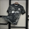 40cf7627c3a2fe79f8c88ba408882ae3.jpg Camisola FC Barcelona Preto Conceito 2024-2025