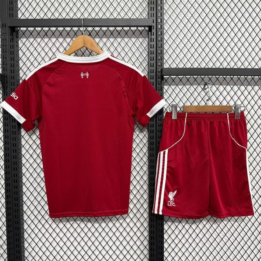 487cb1d7d56f545422a2de1fe1d12a9a.jpg Camisola Liverpool Principal 2025/26 Adulto