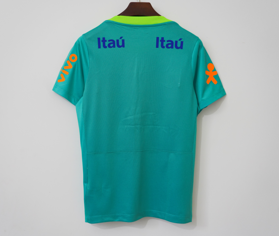 48ee7d914fbf9e078002d5a1fc10d802.png Camisola Brasil Training Verde 2004 Retro