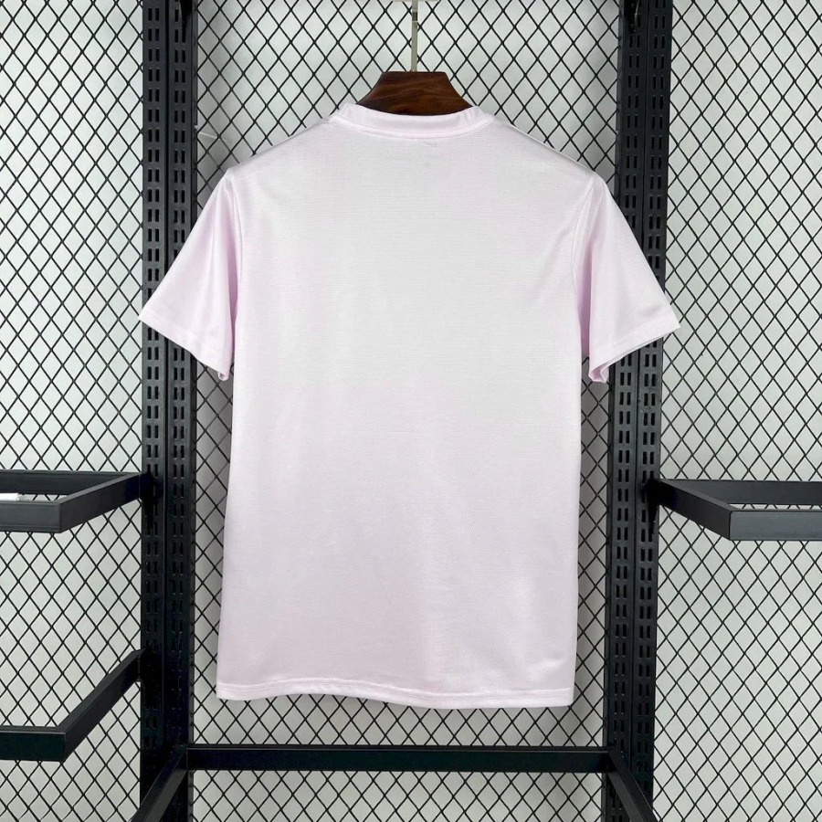 4_1750303679000.jpg Camisola Brasil Conceito Rosa & Branco 2025-26