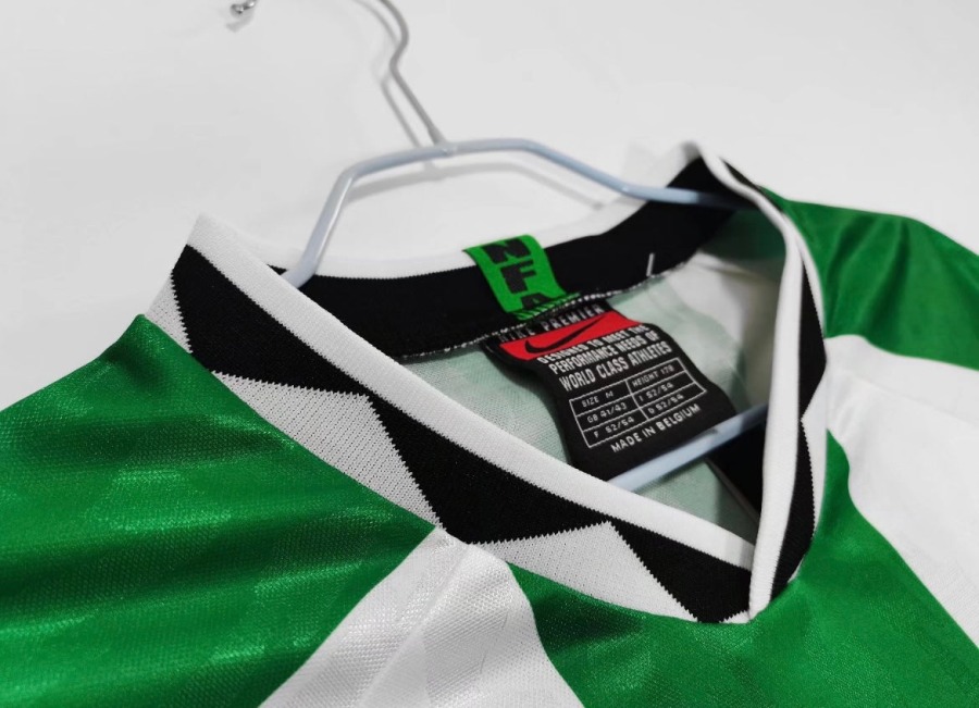 503075E4-E712-4383-B434-E8C4632C9937.jpg Camisola Nigéria Alternativa 1996