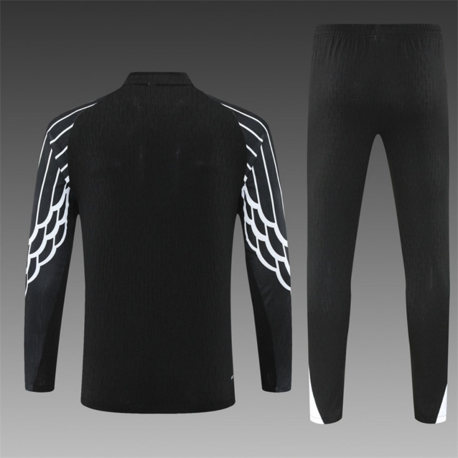 50904895e281b6353288f644aa7b38e8.jpg Camisola PSG 25/26 Especial Preto