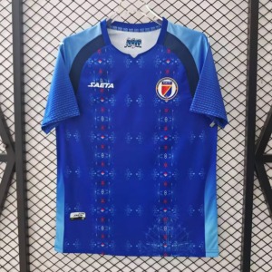 51a578e0f5d60f53b0361aaddde240e9.jpg Camisola Haiti Principal 2025/26