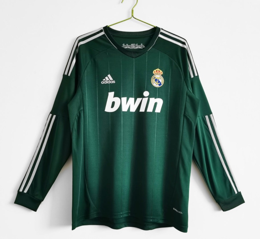 619B293B-A9BD-4E37-BCA9-CA35021A92AF.jpg Camisola Real Madrid Third 2012/13 Mangas Compridas