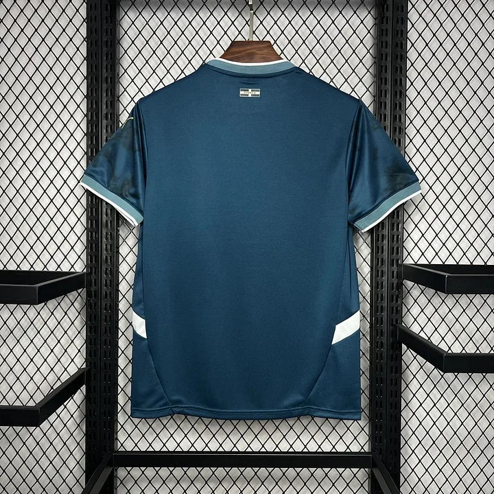 65b66b836e9e433623b8a0b7935ef013.jpg Camisola Olympique Marseille 2024/25 Edição Standard
