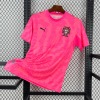 6911a2e0437caa24bdbe94f62f842fff_9d47caa4-d05f-4777-b047-f75e42988605.jpg Camisola Portugal 2025-2026 Rosa Edição Especial
