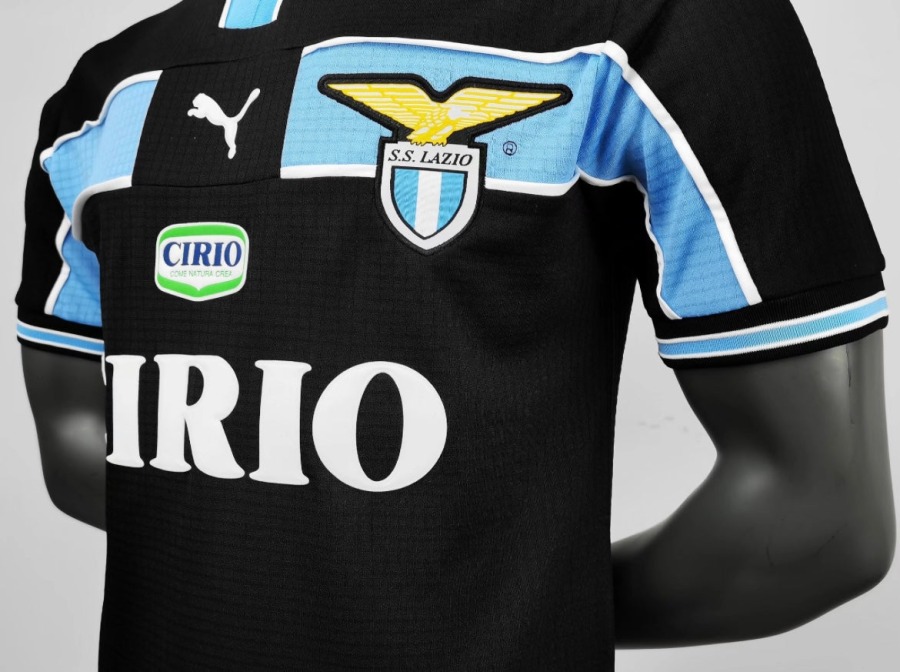6C2D12F6-67F8-4302-80C2-ABF03A941CC1.jpg Camisola Lazio Alternativa 1998/99