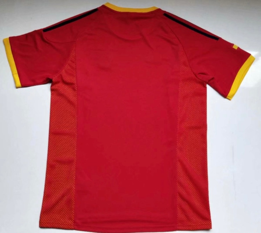 85945FD7-297F-4ECE-9F5F-1BF218A8540C.jpg Camisola Espanha Principal 2002