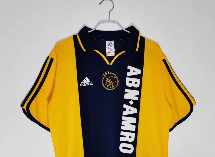 8798F9A6-2BF6-4113-AB9A-F3B8C8741609.jpg Camisola Ajax Amsterdam 2000/01 Alternativa
