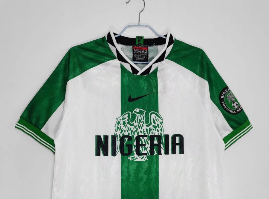 8C7ACAD3-F15D-4DE2-82DA-6F95C8020619.jpg Camisola Nigéria Alternativa 1996