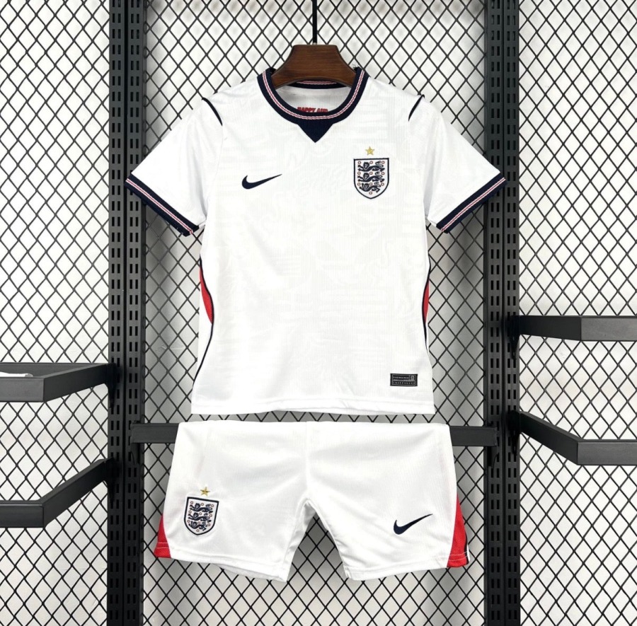 98B54CAD-89C4-4257-8A8C-CAEE8826696B.jpg Camisola Criança Inglaterra Principal 2026