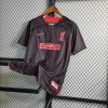 9fc058fa_540x_c4229d03-fc86-4dfc-80b8-3124bf3e64e2.jpg Camisola Liverpool 2023 Premium Streetwear