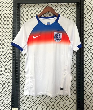 A4B59A36-E83B-4CA9-93FB-276B531A119C.jpg Camisola Inglaterra Feminina 2025