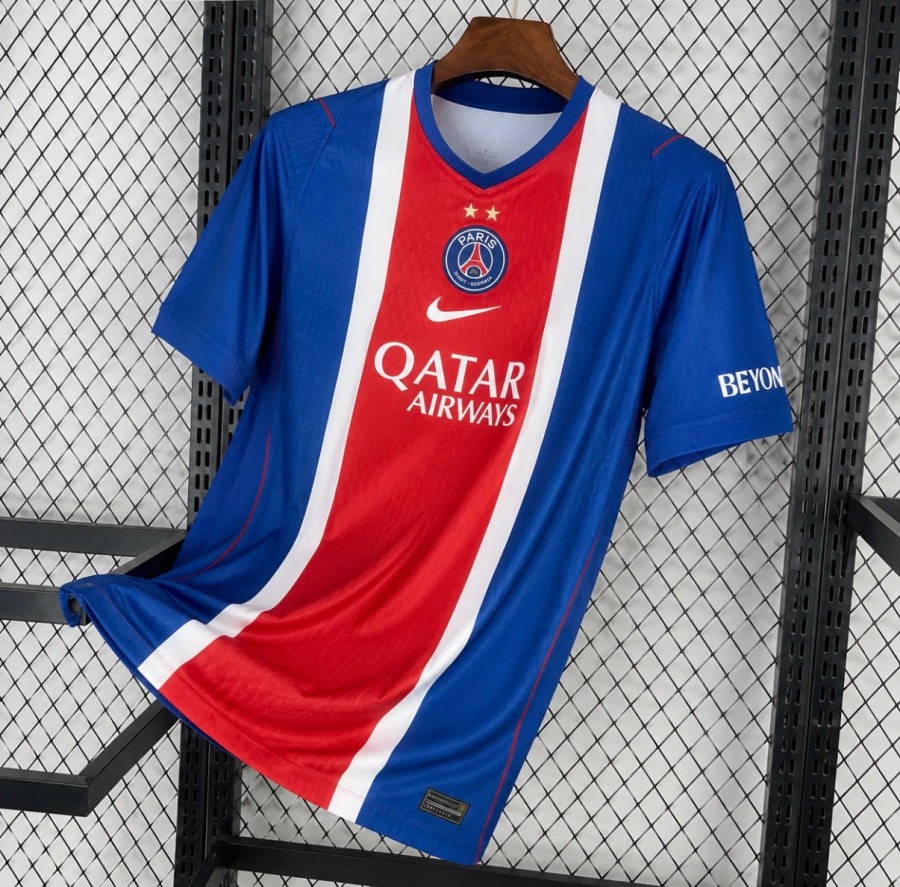 A5B91A66-0F9E-42D5-BD90-4647107D4396-1.jpg Camisola PSG Principal 2026/27 2 Estrelas