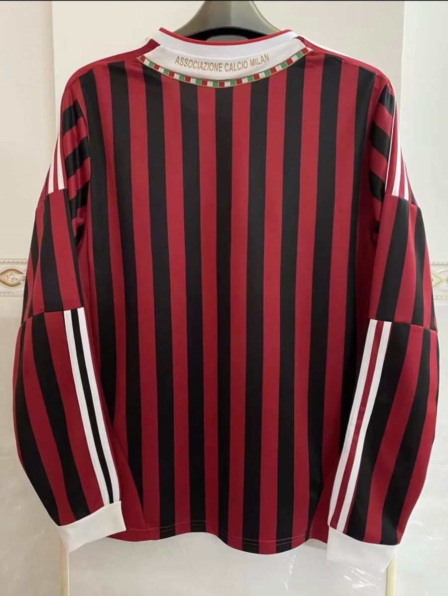 BBBB0775-3A88-44CE-9B54-EFABB2783957.jpg Camisola AC Milan Principal Mangas Compridas 2011/12