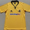 CBBB2F50-74AD-495E-BDB0-45BF57810886.jpg Camisola Wolverhampton Principal 2009/10