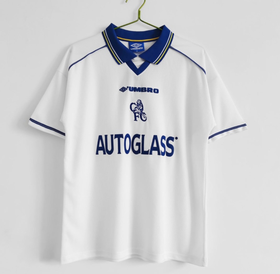 DC84324F-BC8E-49BE-A61C-E37450BEFE48.jpg Camisola Chelsea Alternativa 1999/2000