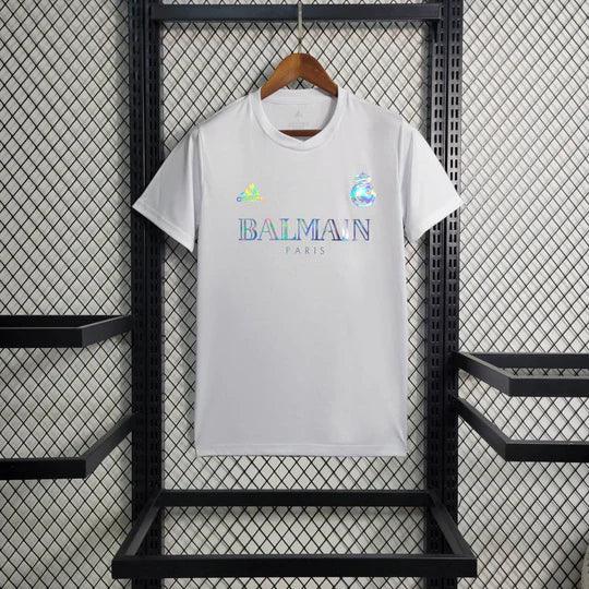 F26EEB92F5E5E13DBB723A814AE984A4_1_540x_66a12339-367d-4e3c-8dbc-d781cd04125c.jpg Camisola Real Madrid Branca 2023-2024