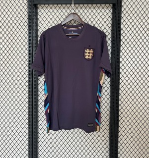IMG_3169_9acf04b8-a0a0-4776-a0e0-59217e8d5521.jpg Camisola Inglaterra 2024/25 Preto Principal