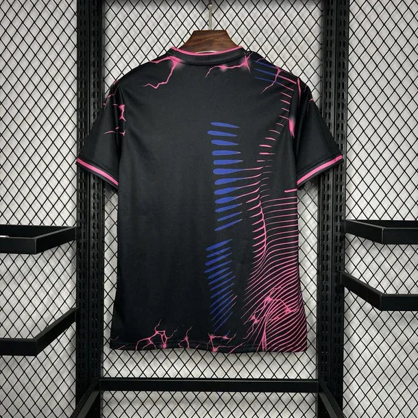 Camisola Real Madrid Preta Rosa Pantera 2024/25