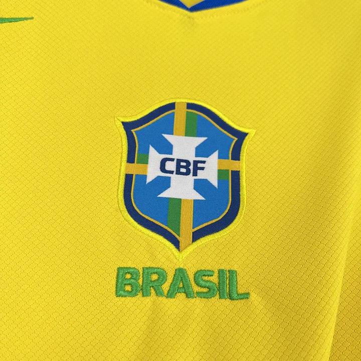b00d033821ea98355479d9cc8a9a46a8.jpg Camisola Brasil Principal 2025-2026 Futebol