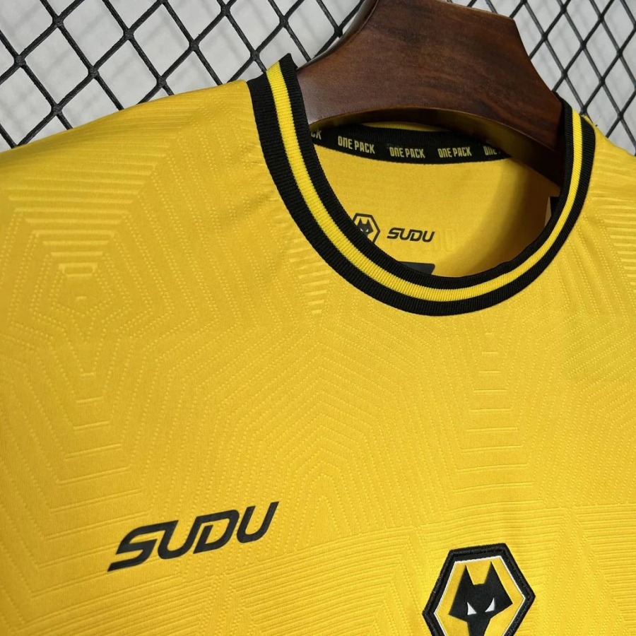 Camisola Wolves 2024-25 Principal