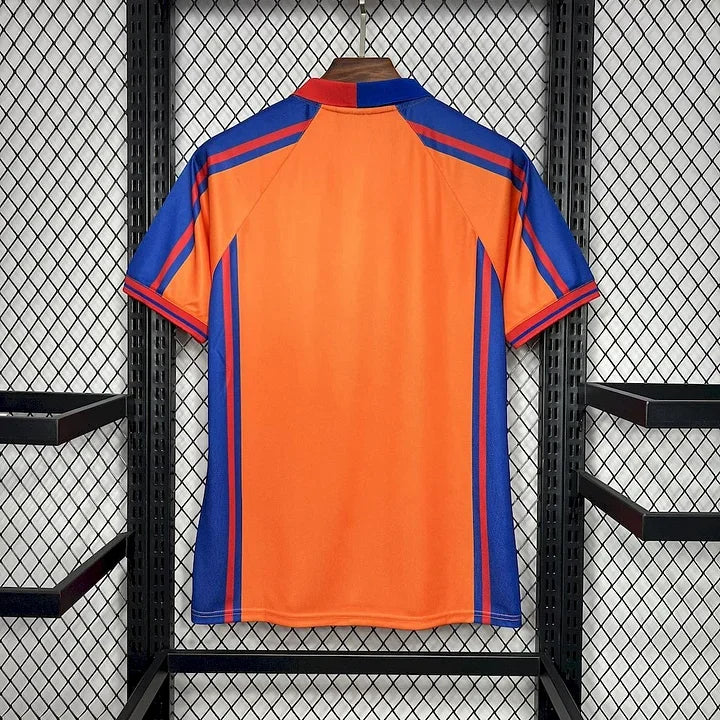 c0163354c426f6b6717f9ac5fd7cc27d.jpg Camisola FC Barcelona Retro 1998