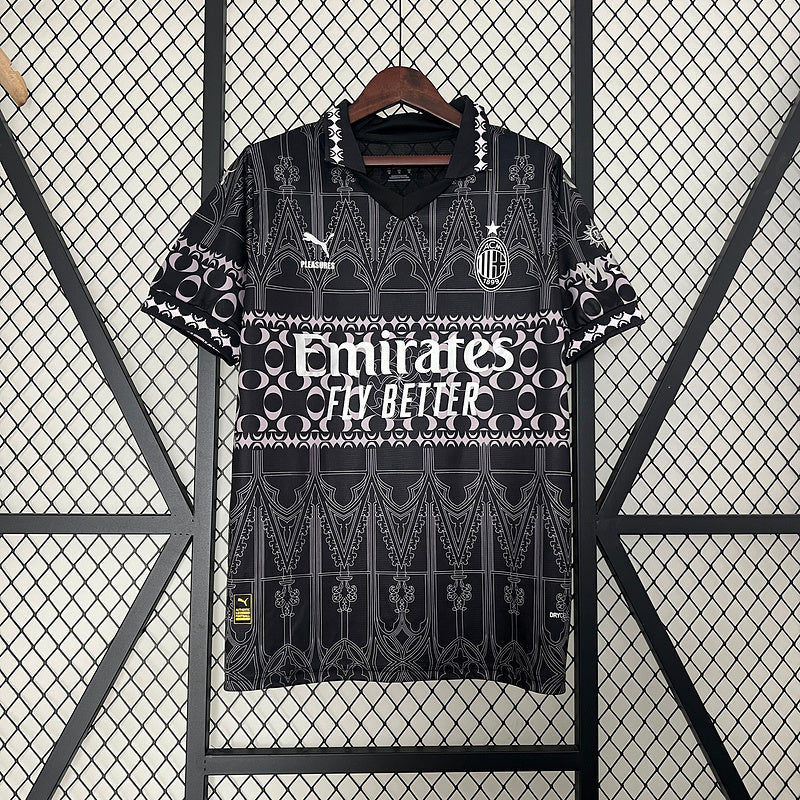 d52d8472653ce4bb2717b0ed11e7a8dc.jpg Camisola AC Milan Edição Limitada 2023-2024