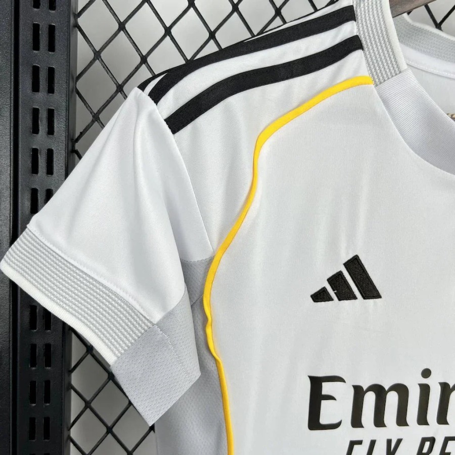 d5f7b38a.jpg Camisola Real Madrid Principal Mulher 2025/26