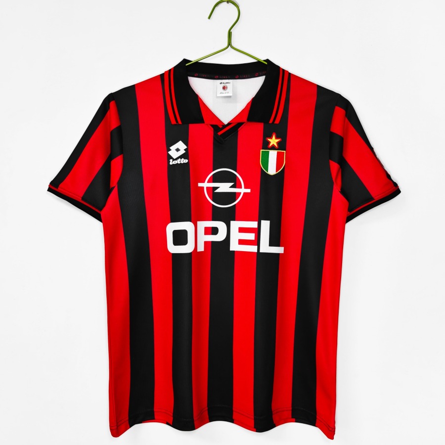 ef295259f7eca3bb0a39edabe90a41a1.jpg Camisola AC Milan Principal 1996-1997 Retro