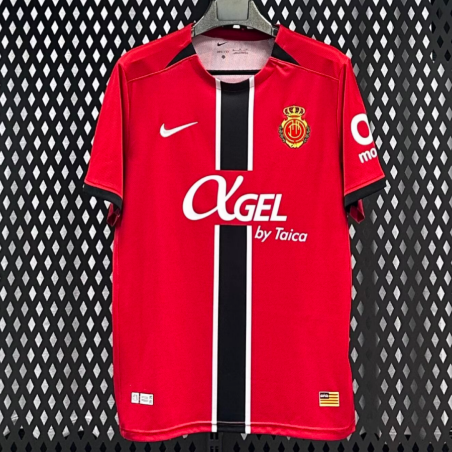 ef9851988c578fa4ebe50bc1ccc2073d.png Camisola Mallorca Principal 2025/26
