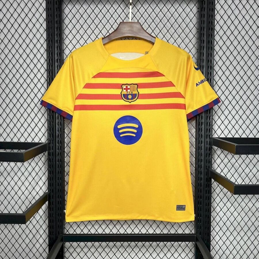 efb6e217bfb0ef5d4731925670465043.jpg Camisola FC Barcelona Third 2024-2025