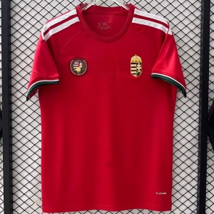 f2c71f8ab6696b2789aacd7819700dec.jpg Camisola Hungria Principal 2025/26