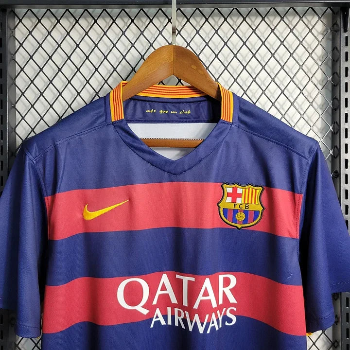 f70a6ae3a5def0daac2ce227f1568754.jpg Camisola Retro FC Barcelona 2015-2016