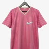 maillot-concept-fc-barcelone-edition-rose-2025-2026 studio v12 Maillot Concept FC Barcelone Édition Rose 2025-2026