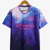 maillot-concept-manchester-city-edition-violet-2025-2026 studio v12 Camisola Concept Manchester City Edição Violeta 2025-2026